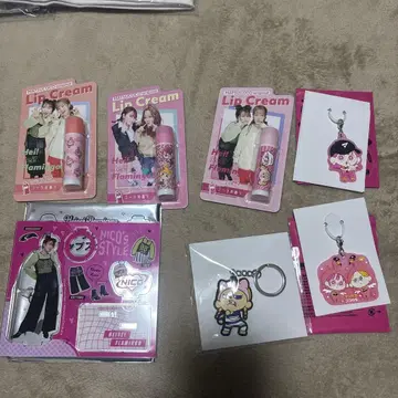 헤이세이 플라밍고 립 크림 & 타월, 키링