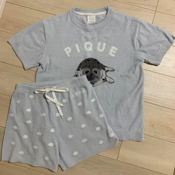 젤라또피케 아자라시 상하의 세트