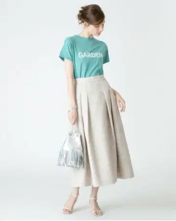 룰루윌비 린넨 턱 스커트