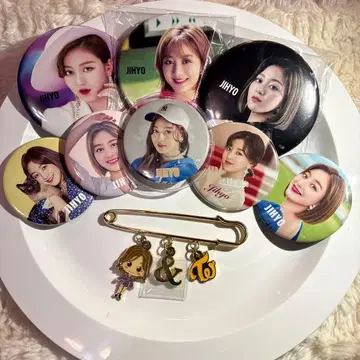 TWICE 지효 캔뱃지 8개 세트
