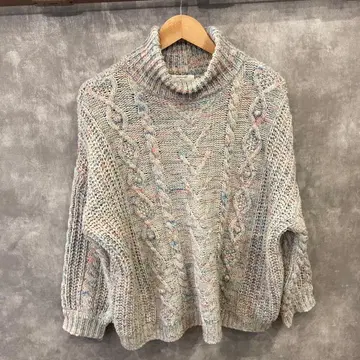 사만사 모스모스 케이블 짜임 터틀넥 니트