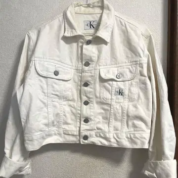 Calvin Klein 화이트 크롭 자켓 S