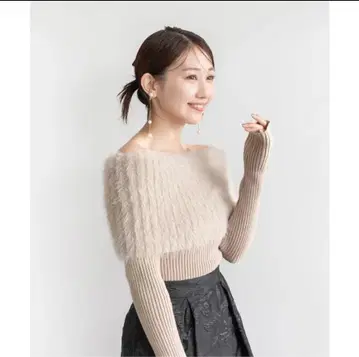 RANDA 오프숄더 니트 베이지 스웨터