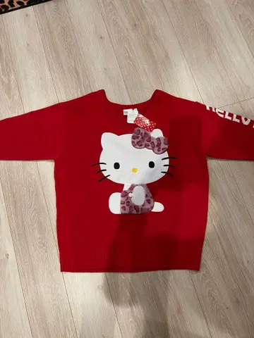 키티 긴팔 스웨터