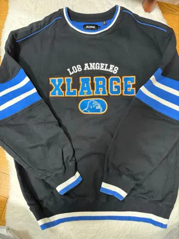 XLARGE 트레이닝복