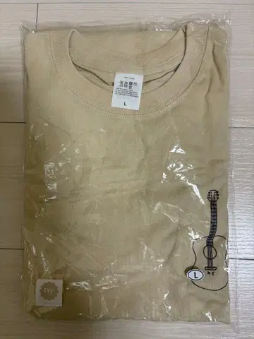 나카지마 유키노 [기타 케이스 속의 나] 롱T셔츠 L사이즈