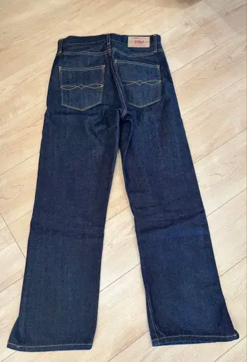 Ungrid 스트레이트 슬릿 데님