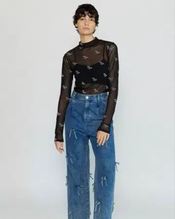 MAISON SPECIAL BLESSING 플로키 터틀 상의