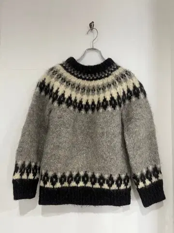 노르딕 무늬 울 스웨터 긴팔 그레이