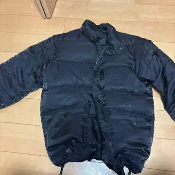 DKNY 블랙 다운 자켓