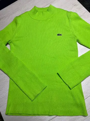 레어 스나이델 LACOSTE 형광 그린 스웨터