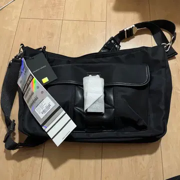 MAISON MINED 블랙 숄더백 메종미네도