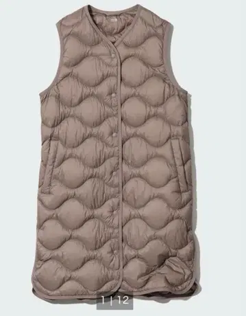 유니클로 울트라 라이트 다운 롱 베스트 S 다운 베이지