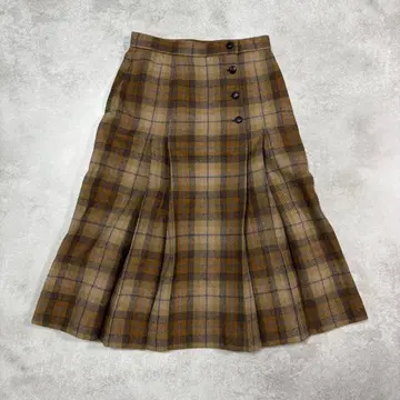 체크 무늬 플레어 스커트 클래식 걸리시 가을/겨울 사이즈 5 브라운