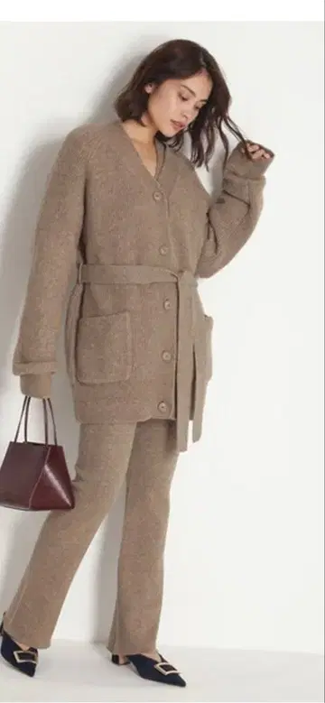 미라 오웬 울 혼방 니트 팬츠