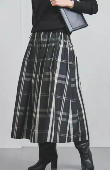 UNITED ARROWS 체크 플레어 스커트