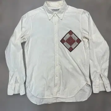 EO TO TO 화이트 패치워크 긴팔 셔츠