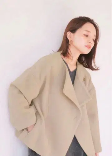 다나카 아키코 씨 콜라보 COHINA 코히나 노카라 숏코트 숏