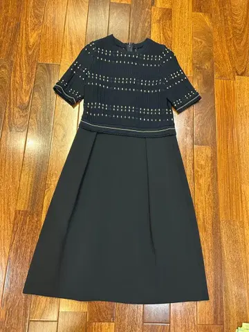 ANAYI 아나이 네이비 반팔 무릎 기장 원피스 일본제