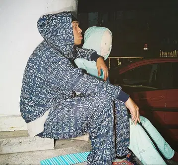 CLAY LETTER SWEAT 셋업