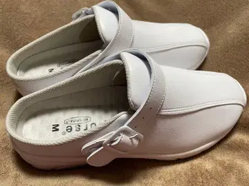 화이트 간호화 23.5