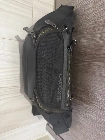 라코스테 바디백