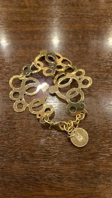 UNOAERRE (우노아레) 1AR 컬렉션 골드 컬러 팔찌