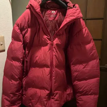 UNIQLO 4XL 레드 다운 자켓