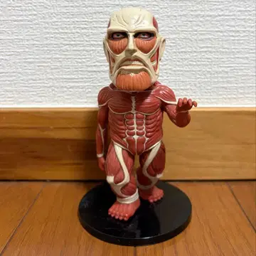 진격의 거인 초거대 거인 피규어 약 15cm