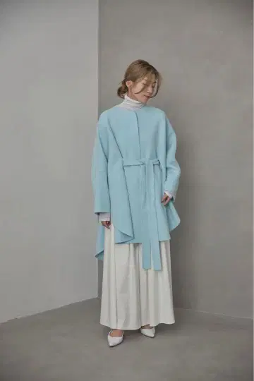 le PHIL 소프트 울 리버 판초 코트