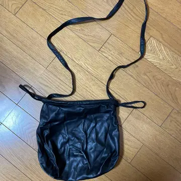 MAISON SPECIAL 블랙 숄더백