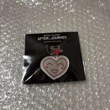 보이플라넷2 전시회 한정판 거울 키링 준