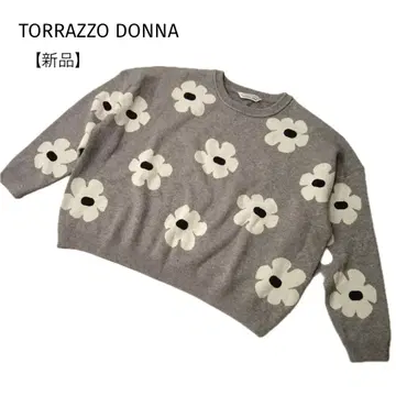 새상품 트라쪼돈나 긴팔 니트 스웨터 플라워 그레이