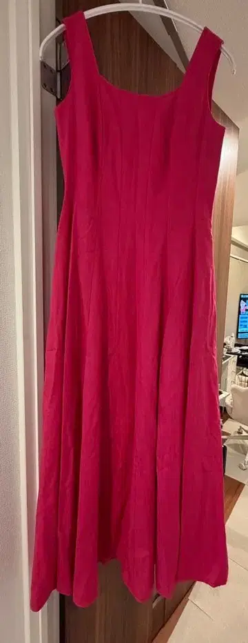 룰루빌리 핑크 슬리브리스 롱 원피스