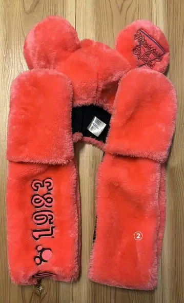 새상품급 디즈니 리조트 35주년 팬캡 머플러 장갑 포함 2