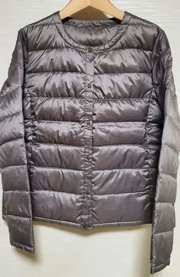 다운 자켓 버튼 포함