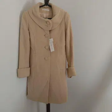 작은 사이즈 PRALINE 미사용 새상품 코트