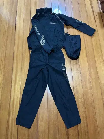 새상품급 중고 가마가츠 고어텍스 레인수트 GM-3379