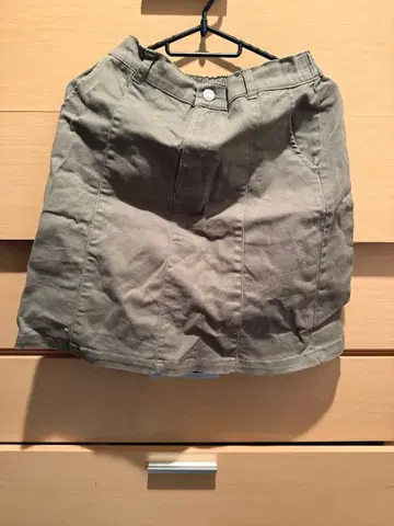 카키 타이트 스커트 M 사이즈