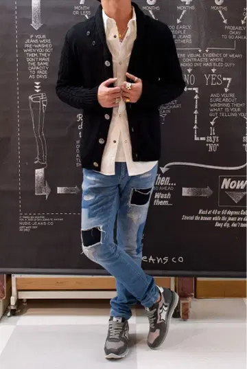 1PIU1UGUALE3 ANKLE TIGHT SLIM 맨투맨 데님