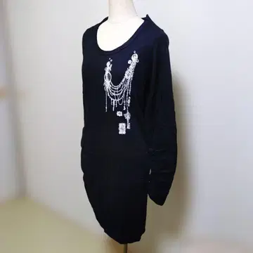 BPN 블랙 긴팔 T셔츠 원피스