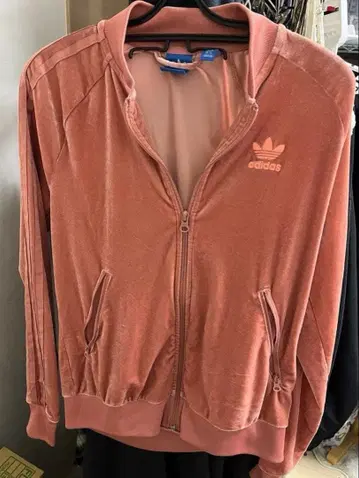 아디다스 벨로아 저지 핑크