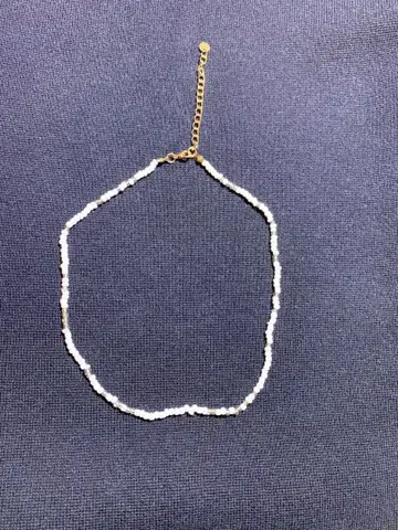 비즈 목걸이 화이트