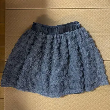 플라워 모티브 네이비 플레어 스커트 F