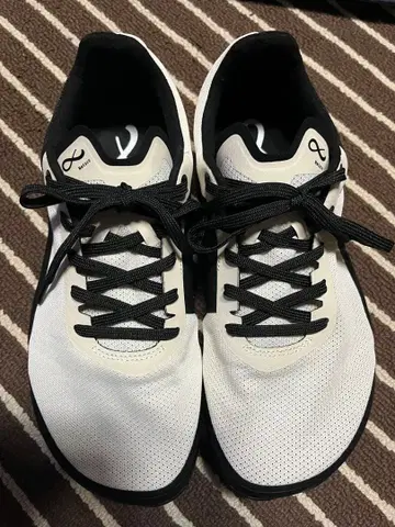 Notace T1 27.3cm 아이보리/블랙