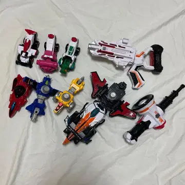 패트레인저, 루팡레인저의 로봇 세트!