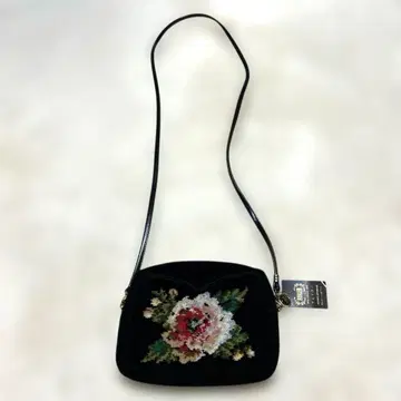 FEILER 꽃무늬 자수 숄더백 블랙