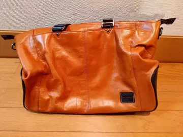 다케오 키쿠치 가죽 백