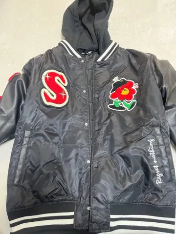 자수 디자인 블랙 바시티 자켓