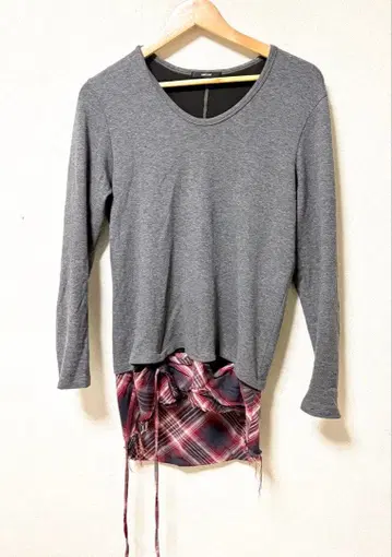 셀락 티셔츠 그레이 x 빨간색 체크 사이즈 44 SHELLAC